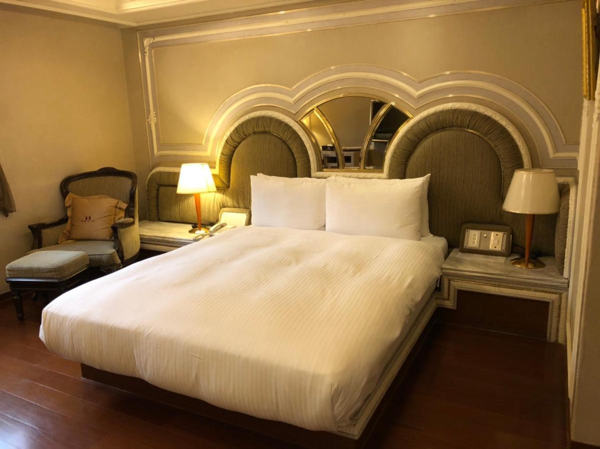 Charming Castle Hotel Taipei Exterior photo