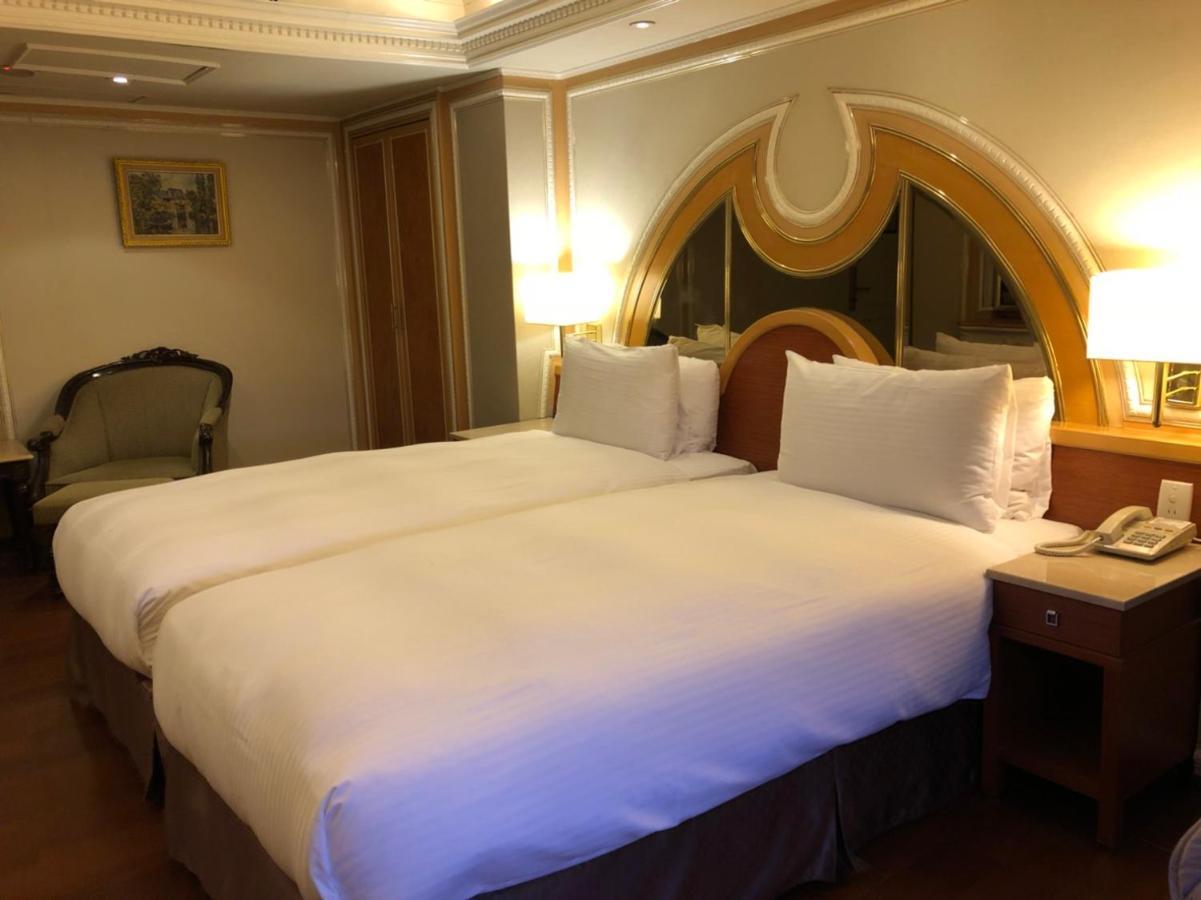 Charming Castle Hotel Taipei Exterior photo