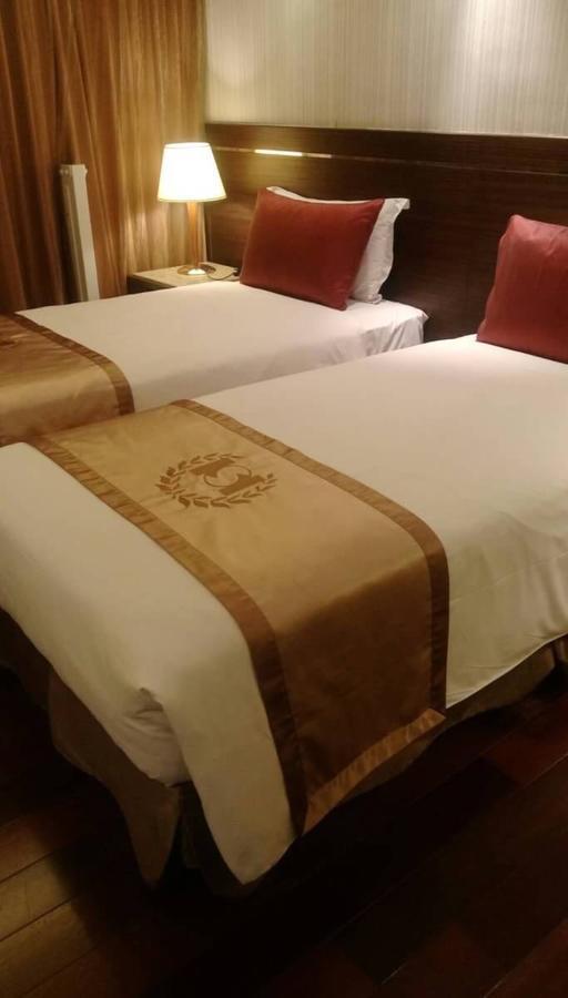 Charming Castle Hotel Taipei Exterior photo