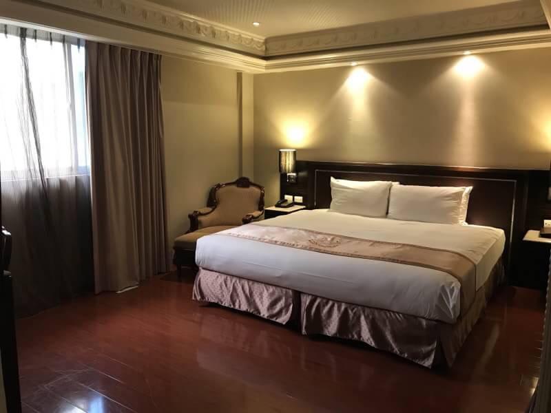 Charming Castle Hotel Taipei Exterior photo