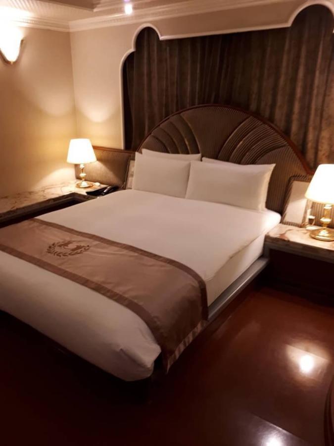 Charming Castle Hotel Taipei Exterior photo