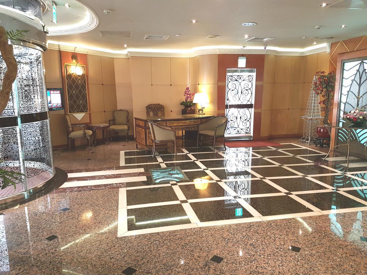 Charming Castle Hotel Taipei Exterior photo